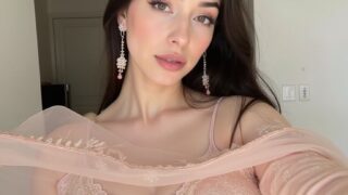 klip viral hari ini Yandex Viral Terbaru Tetangga Sebalah Minta Peluk Lama - GindirViral